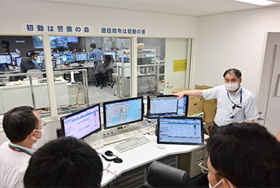 千葉県警察通信指令室の視察を行いました！