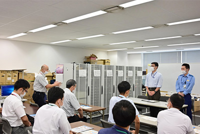 千葉県警察通信指令室の視察を行いました!