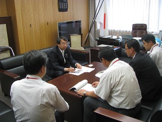 総務大臣橘政務官の勉強会